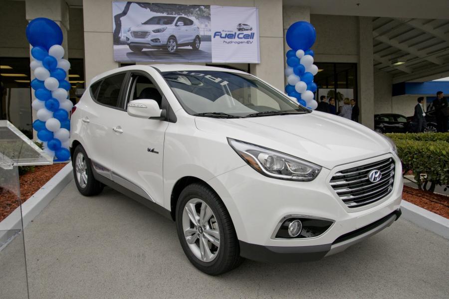  Hyundai Tucson Fuel Cell 2014 года  (фото 5 из 32)